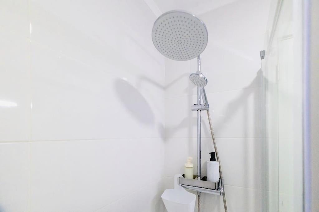 Modern 3 Bedroom Flat In Lissabon Exterior foto