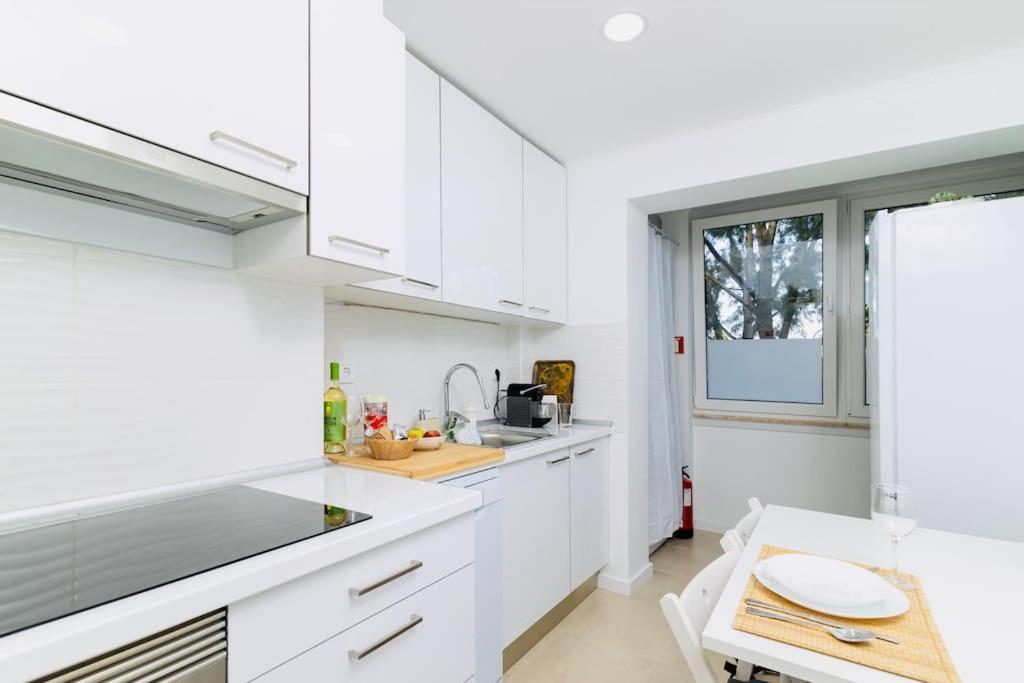 Modern 3 Bedroom Flat In Lissabon Exterior foto