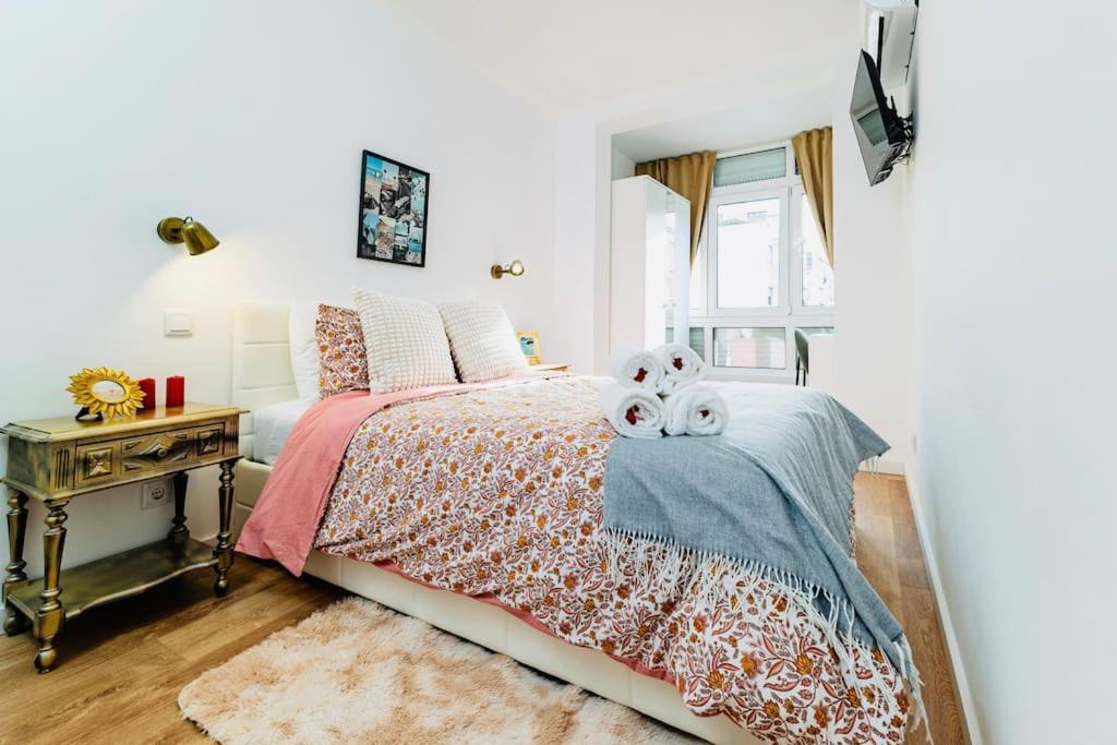 Modern 3 Bedroom Flat In Lissabon Exterior foto